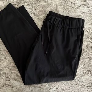Lululemon Cropped Pants